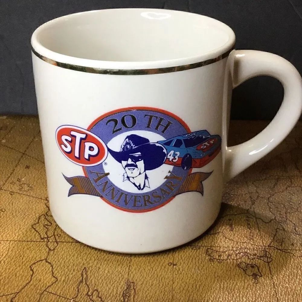 Coffee mug, Richard Petty, STP 20th anniversary NASCAR, coffee mug